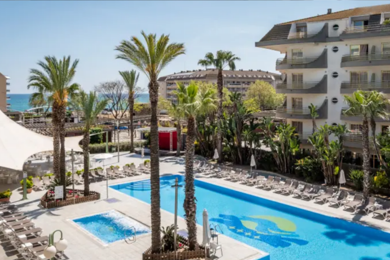 6. Santa - Caprici piscine